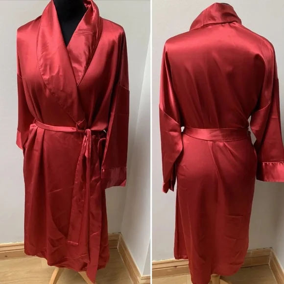 Vintage 90s St Michael red satin dressing gown size 12-14 - Picture 4 of 10